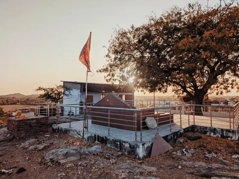 sunset_temple_godwar_rajasthan_half