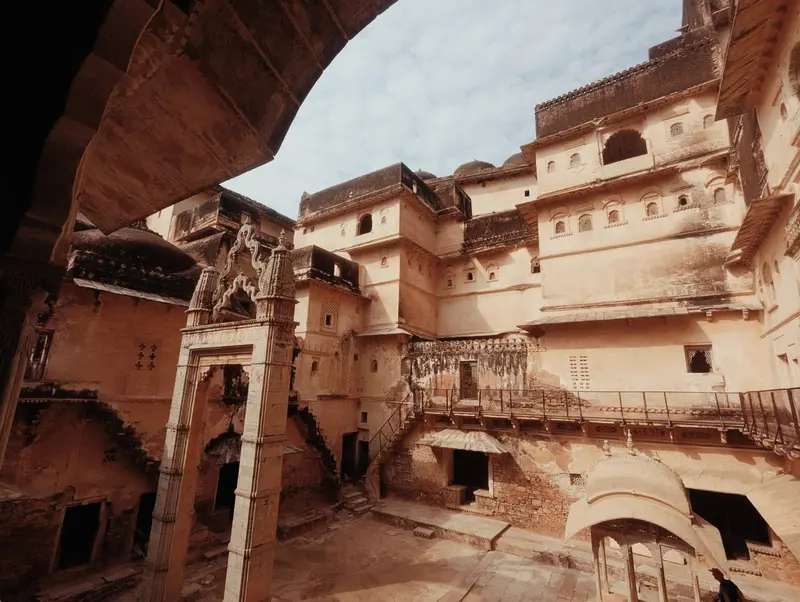 taragarh_fort_bundi_rajasthan_half